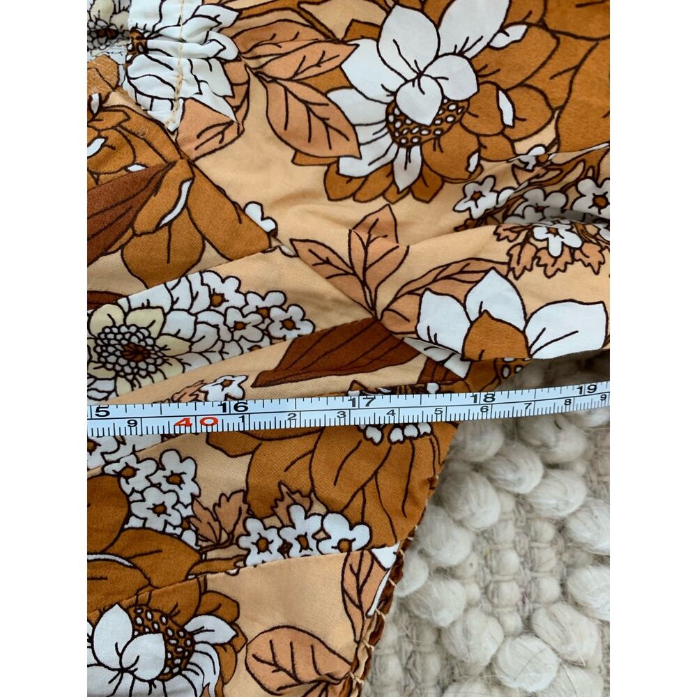 J. Crew Brown Zinnia Floral Retro Puff Sleeve Cropped Smocked Top Medium - Picture 6 of 6